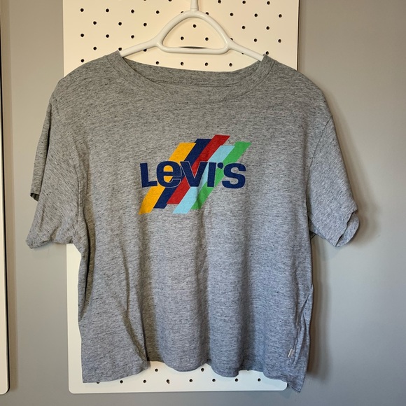 grey levis cropped t shirt - Picture 1 of 6